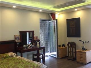 Bán nhà xây 4 tầng  sân để 2 ô tô  đường lê quang định phường 7  bình thạnh
