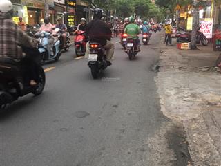 Bán nhà góc 2 mặt tiền đường lê tự tài phường 4 quận phú nhuận.