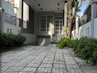 Bán nhà có diện tích đất 165m xây 1 hầm 6 tầng mặt tiền đường lê văn thịnh quận 2