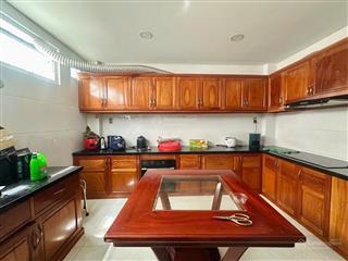 Nhà 8.7 tỷ xây 4 tầng cách đường lê văn thịnh vài bước chân