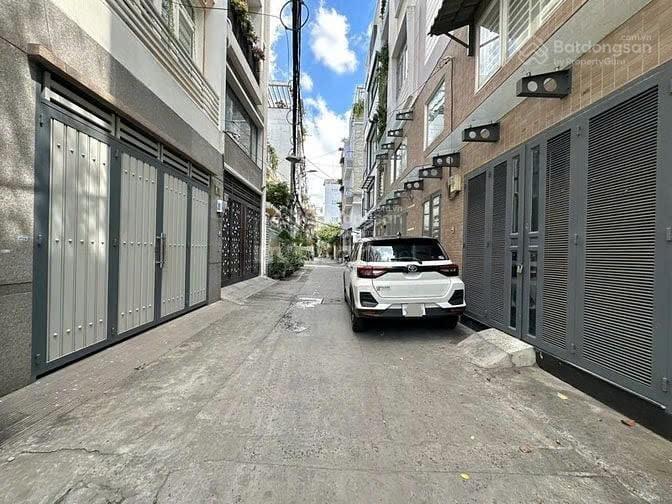 Bán nhà dt 10 x 22.3m  xây 3 tầng  gần đường nguyễn gia trí  phường 25  bình thạnh