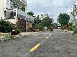 Đất 8 x17.5m  đường 12m  13.5 tỷ phường thạnh mỹ lợi.