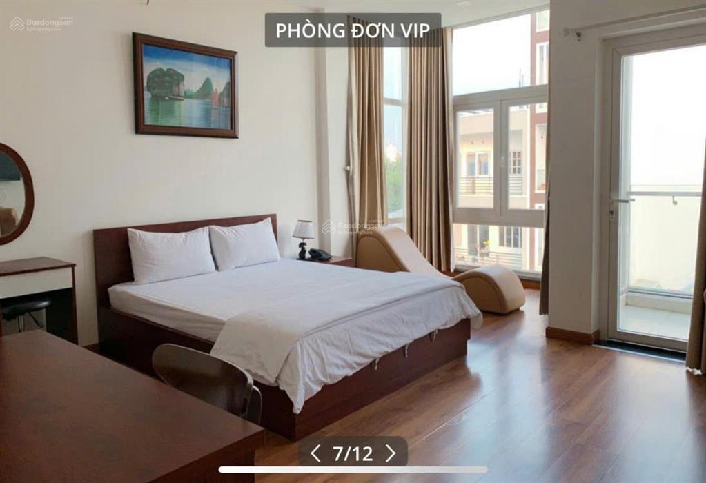 Bán khách sạn giá 17.7 tỷ  doanh thu 100tr/tháng  khu đường nguyễn duy trinh.