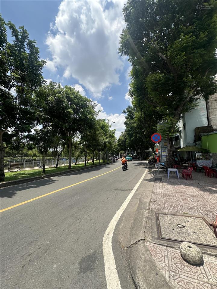 Bán nhà cũ hxh thông lý chính thắng quận 3 66m² gấp bán 11 tỷ