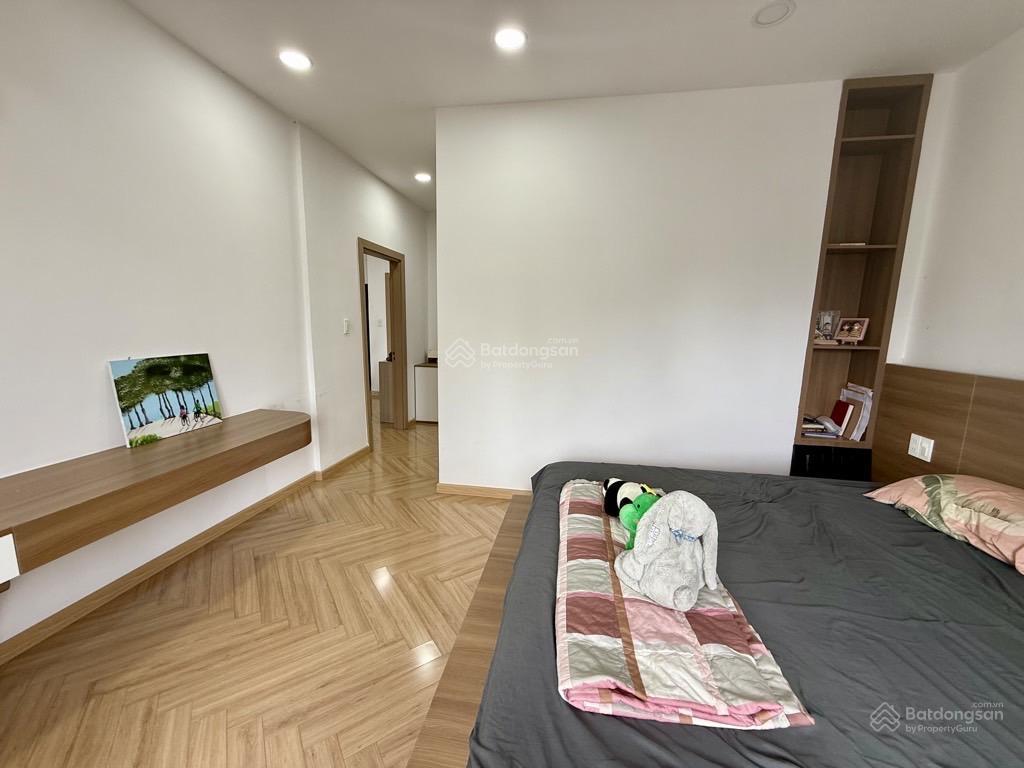 Căn hộ mặt tiền quận 3  74m2  chỉ 5,5 tỷ sổ sẵn công chứng