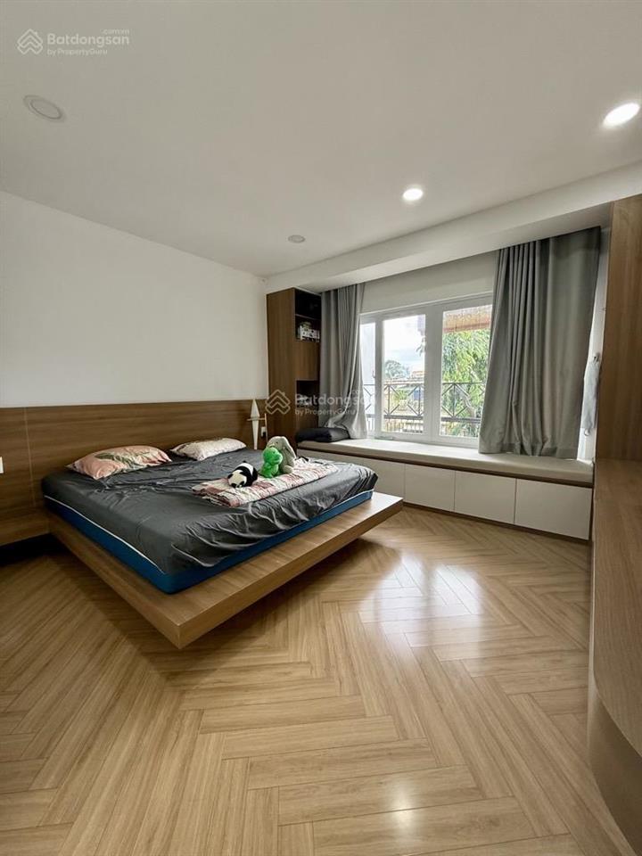 Căn hộ mặt tiền quận 3  74m2  chỉ 5,5 tỷ sổ sẵn công chứng