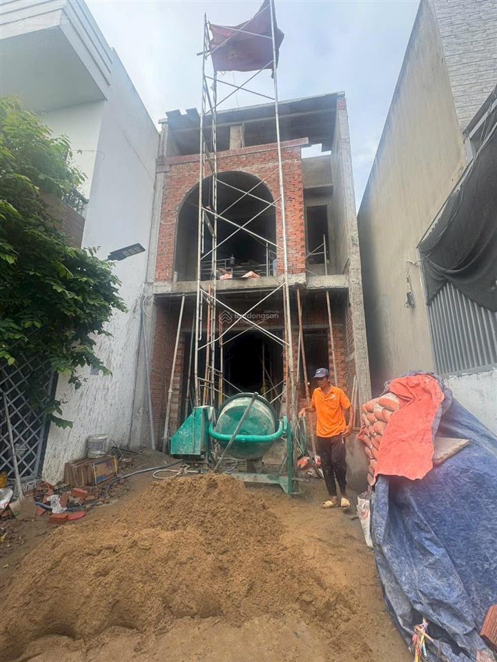 Bán căn nhà lầu mới sổ riêng thổ cư ngay chợ phú thọ  trảng dài biên hoà giá tốt, đường ô tô