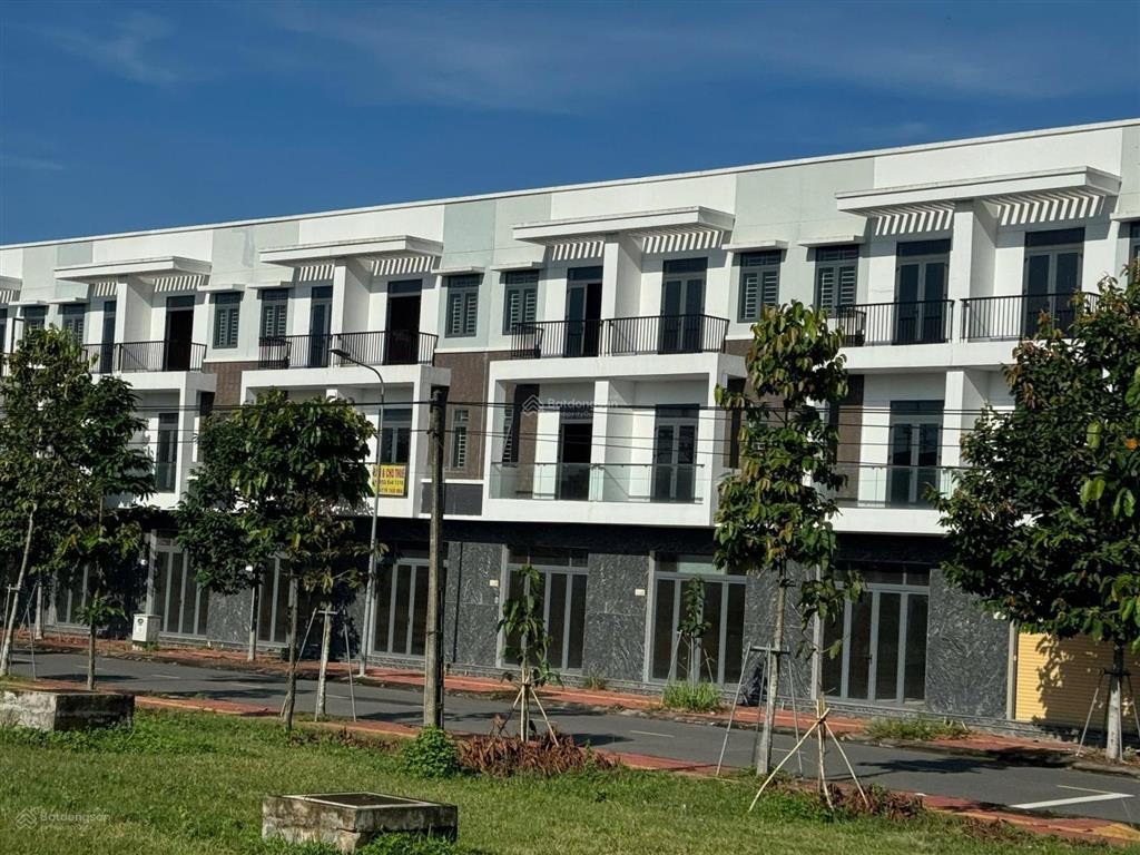 Shophouse tại quốc lộ 1a và kcn bàu xéo (rộng 500ha) kinh doanh khai thác dòng tiền được ngay