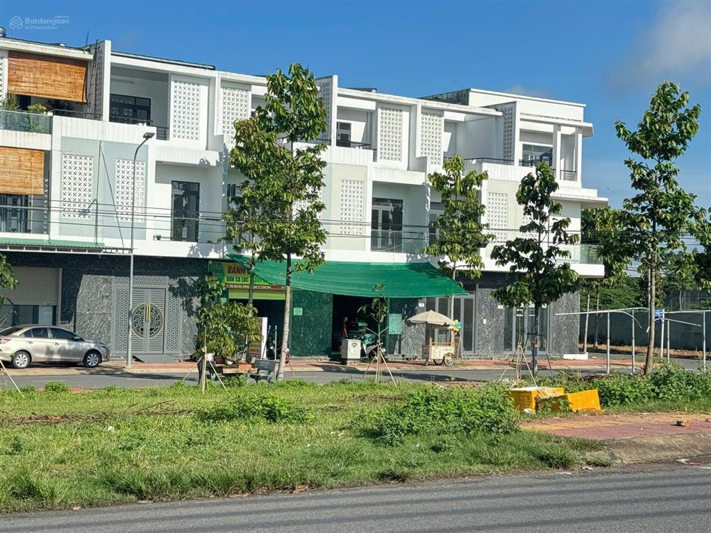 Shophouse tại quốc lộ 1a và kcn bàu xéo (rộng 500ha) kinh doanh khai thác dòng tiền được ngay