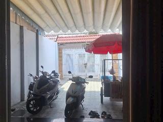 Nhà 5m x 52m, sr, tc, đường nhựa 7m thông, gần cây xăng 26 chỉ 4,5 tỷ