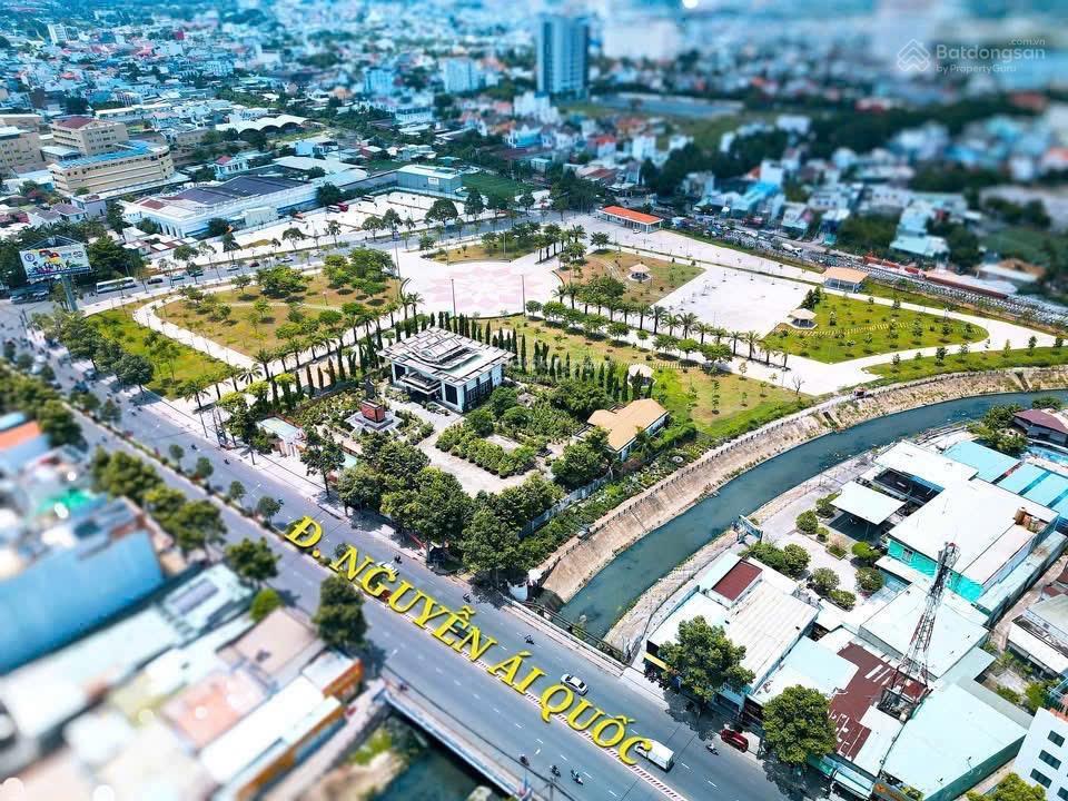 Bán đất biệt thự phường tân triều, tân phong cũ, đối diện công viên b5 dương tử giang, shtc 100%