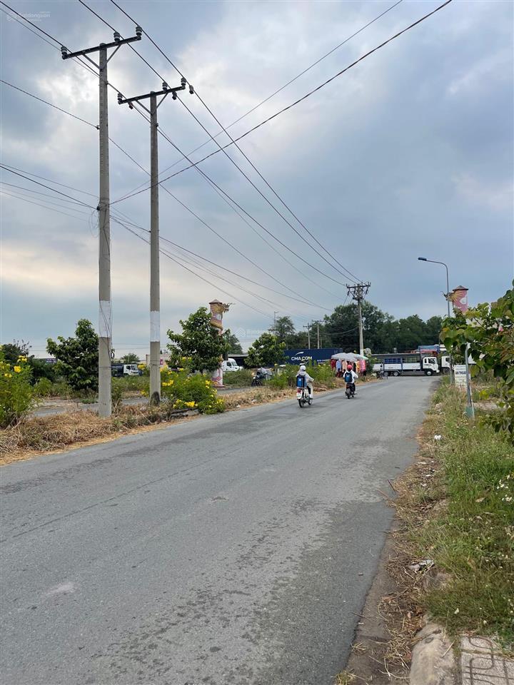 Cần bán gấp 1 lô đường n7 kdc an thuận long thành vị trí đẹp xây nhà xây văn phòng0937 012 ***