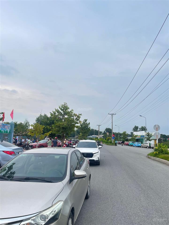 Cần bán gấp 1 lô đường n7 kdc an thuận long thành vị trí đẹp xây nhà xây văn phòng0937 012 ***