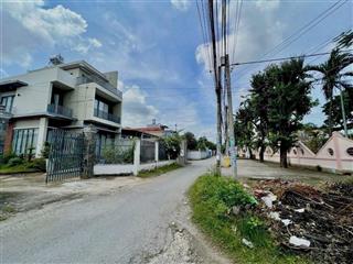 Cần bán lô đất đẹp tại cù lao p.hiêp hoà. 110m2, sổ hồng riêng, thổ cư 100%, giá bán 3 tỷ 999 triệu