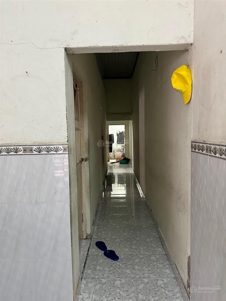 Chính chủ cần bán nhà cấp 4 tiện xây mới 100m2 full thổ cư giá 6,5 tỷ.  0917 343 ***