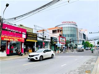 Cho thuê nhà ngang 20m mặt tiền đường phạm văn thuận ngay ngã tư vincom 1500m2 sàn giá 250 triệu