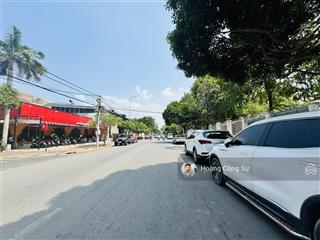 Bán đất ngang 8m mặt tiền đường d10 khu dân cư d2dvõ thị sáu sổ hồng 144m2 giá 19.5 tỷ