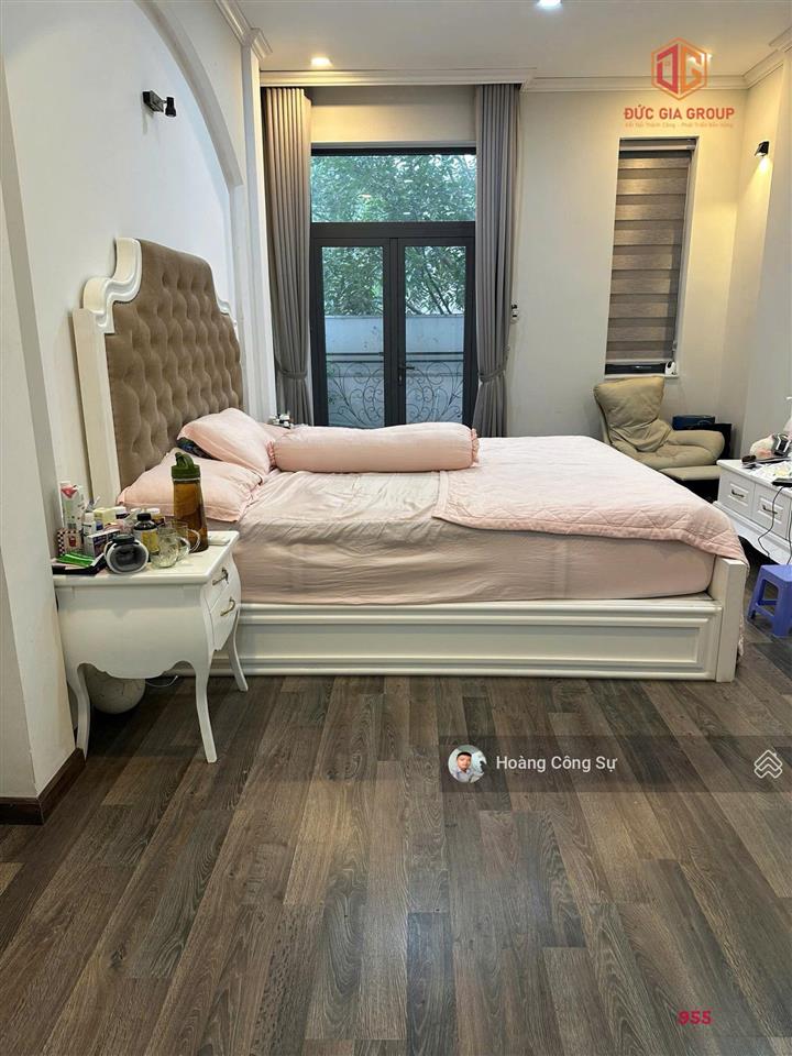 Bán cặp nhà hoàn thiện đẹp nhất mặt tiền đường n1 sổ hồng hoàn công 500m2 sàn ngang 10m giá 28.5 tỷ