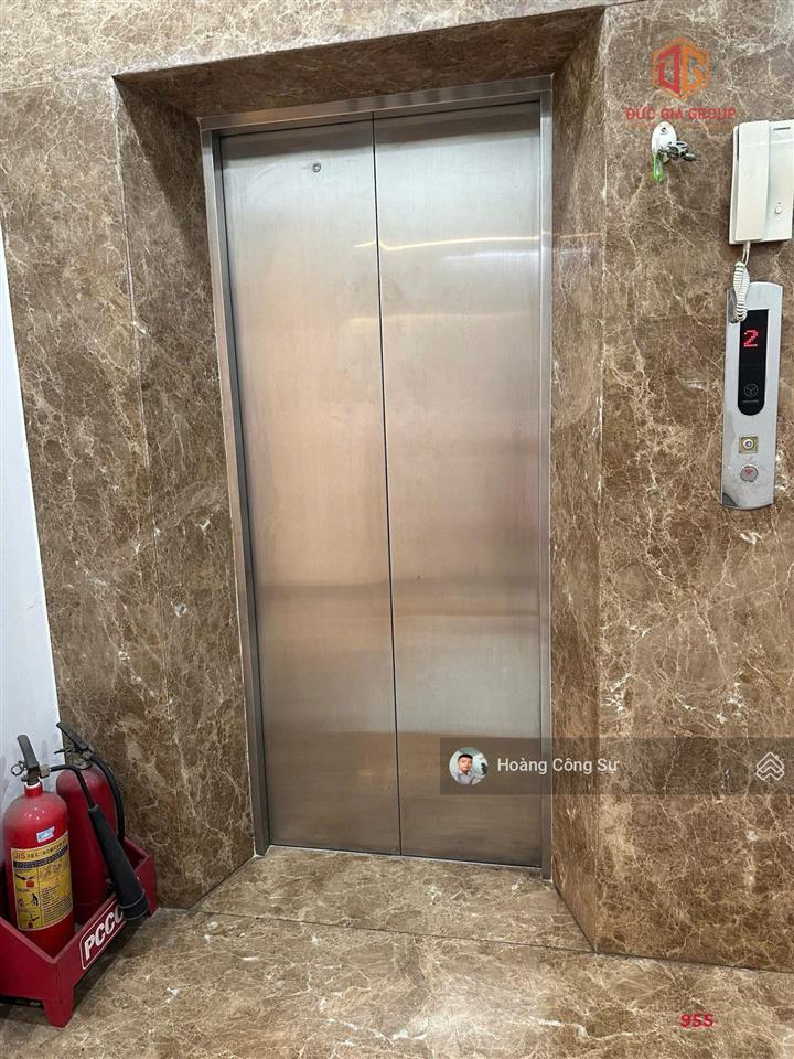 Bán cặp nhà hoàn thiện đẹp nhất mặt tiền đường n1 sổ hồng hoàn công 500m2 sàn ngang 10m giá 28.5 tỷ