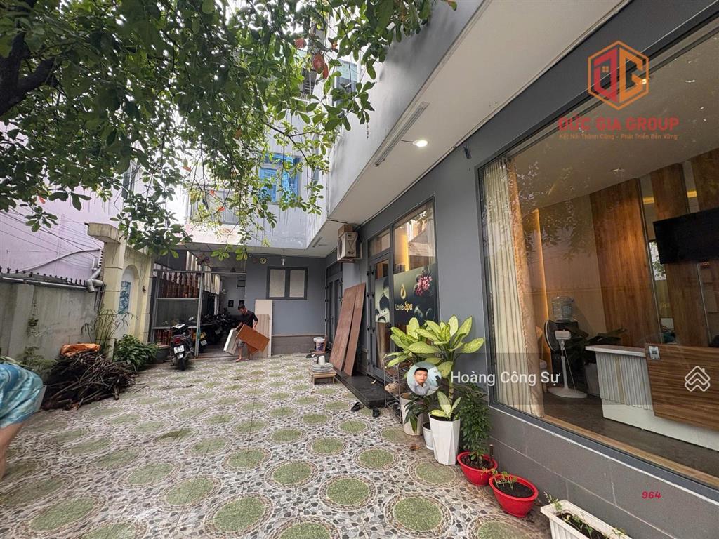 Nhà bán gần đường phan trung sổ hồng 569m2 ngang 8m cho thuê ổn định 55 triệu/tháng giá 26.8 tỷ