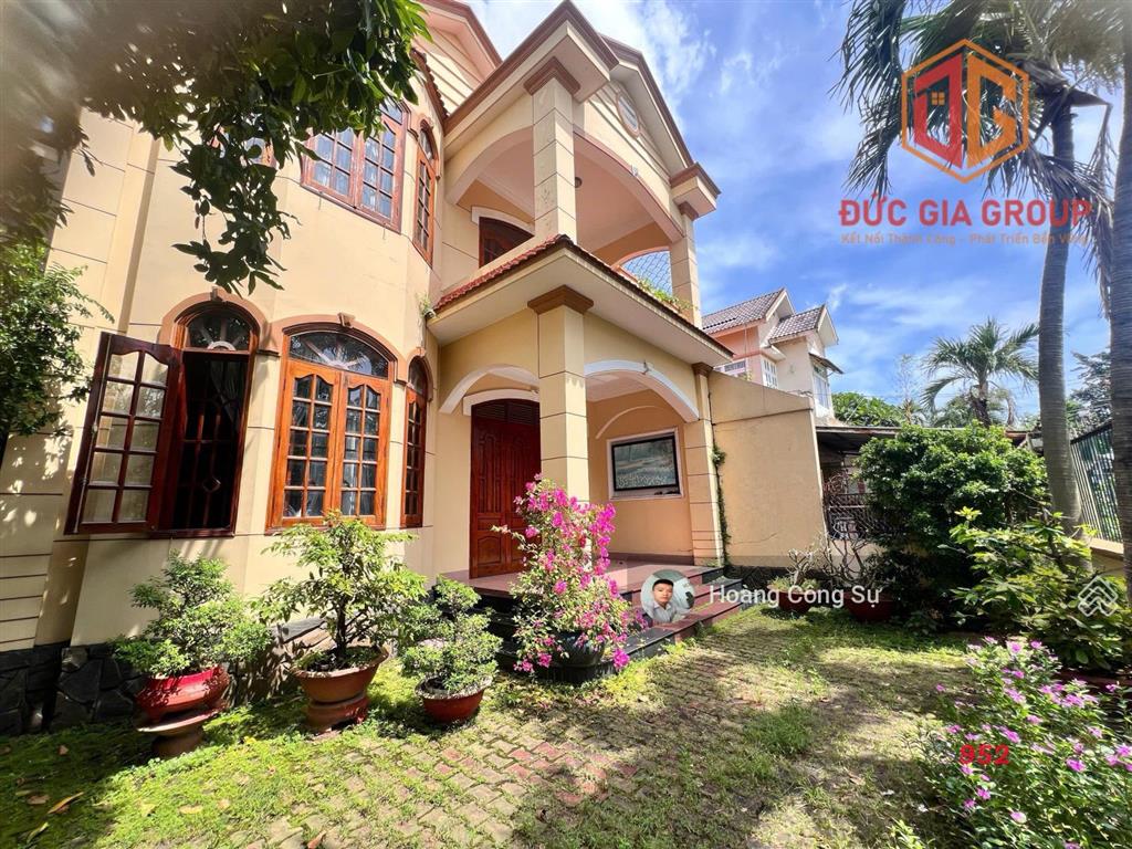 Bán nhà phường hiệp hòa, khu cư xá ngân hàng 1 trệt 1 lầu sổ hồng 373m2 thổ cư ngang 12m giá 17 tỷ