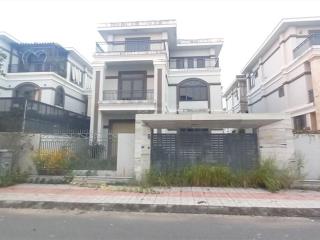 Bán nhà biệt thự sân vườn, 1 trệt 2 lầu, dt 15x20m = 300m2, kdc bửu long, trấn biên, biên hòa 13 tỷ