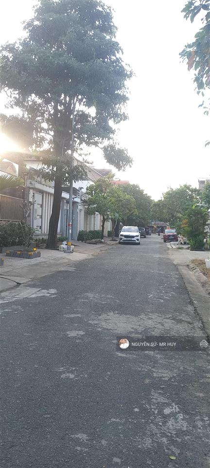 Bán lô đất biệt thự khu víp kdc bửu long, gần công viên, dt 10 x 20,5m = 205m giá 11 tỷ, biên hòa