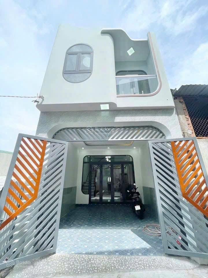 Bán nhà 1 trệt 1 lầu thổ cư 100% gần chợ trảng dài, giá chỉ 2tỷ890triệu