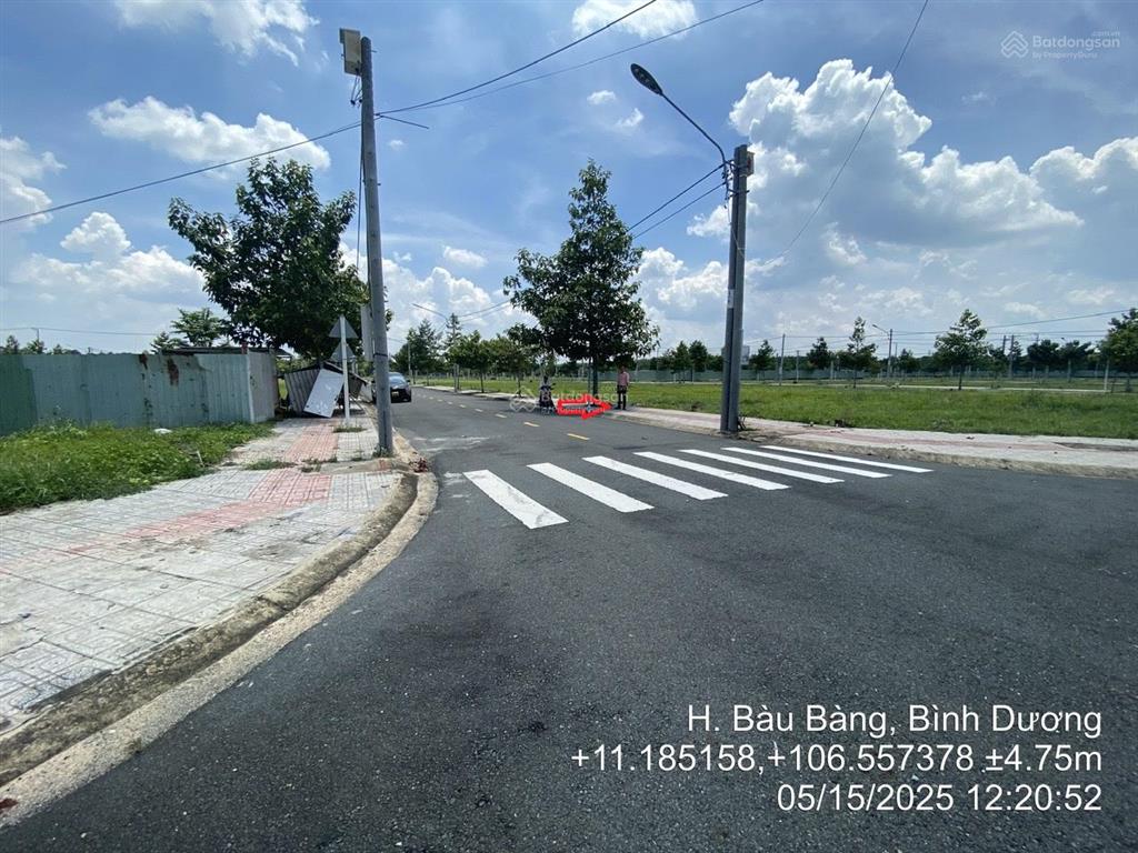 Bán đất 5x18m mặt tiền đường d11, long nguyên giá siêu tốt