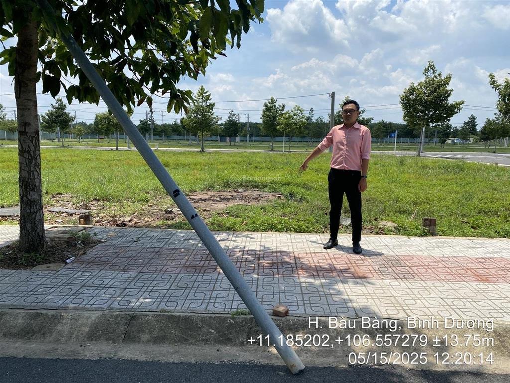 Bán đất 5x18m mặt tiền đường d11, long nguyên giá siêu tốt