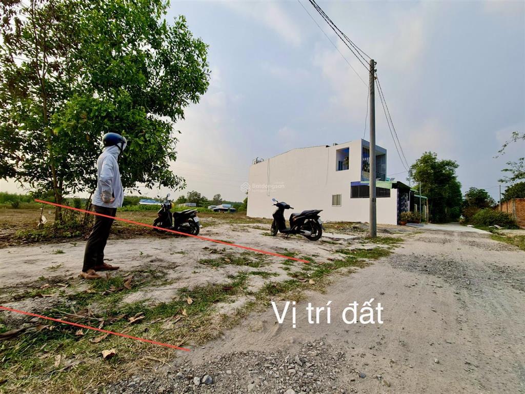 Đất cá nhân cần bán tại ấp bưng cơ lộc an, ngay nút giao cổng t2 vào sân bay (ko phải dự án)