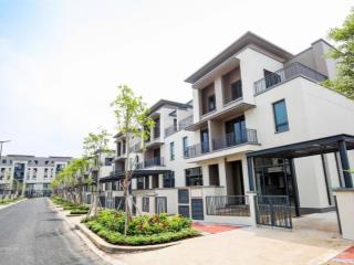 Bán căn bán căn gốc small swan park 2 mặt thoáng, full nội thất , ngang 8.5x17m