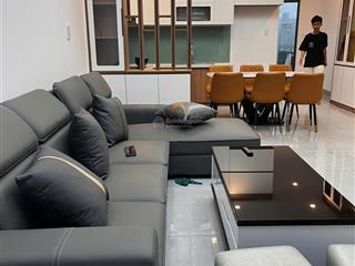 Nhà mới hoàn thiện mê lửng đầy đủ nội thất mặt tiền đường rộng 12m
