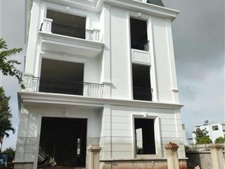 Biệt thự đơn lập 2 mặt tiền trước sau