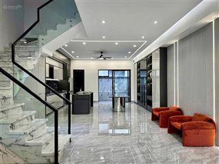 Nhà đẹp đã hoàn thiện đối diện công viên trong khu đô thị ecocity  giá 8.5 tỷ