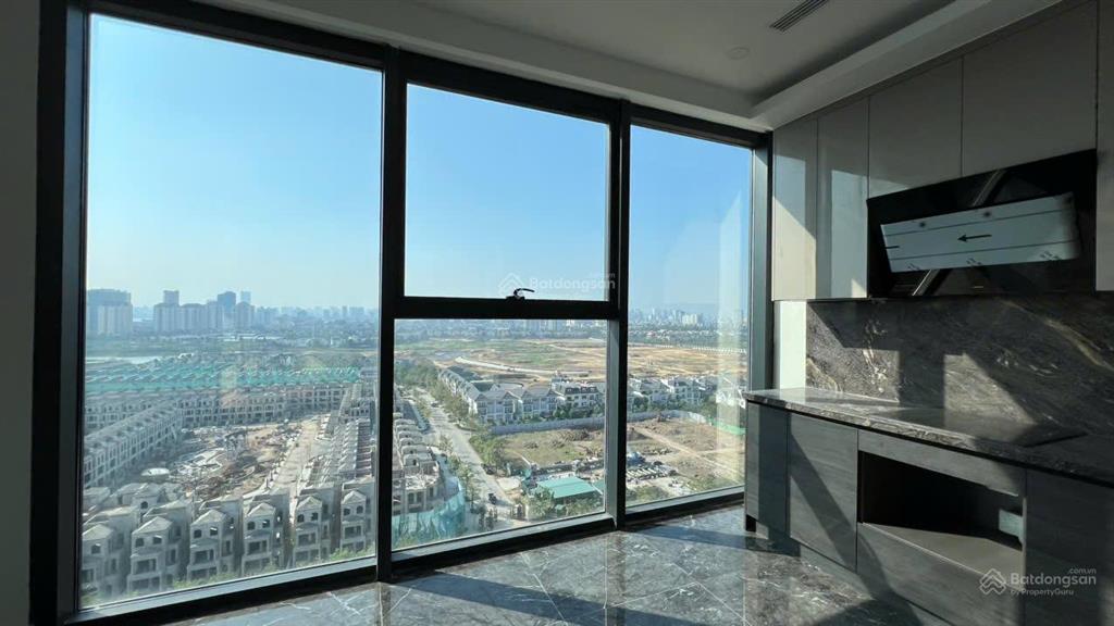 Cần bán căn hộ 08 view thành phố sunshine golden river giá 22 tỷ