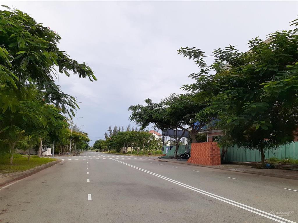 Bán nền kdc phú xuân vạn hưng phú, 5x24m2, 120m2 đường 25m gần bờ sông, giá 53tr/m2 tl. 0933 490 ***