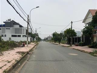 Bán gấp nền biệt thự 200m2 kdc cotec phú xuân đg 12m đ/d c.viên sổ đỏ cty giá 8 tỷ. 0933 490 ***