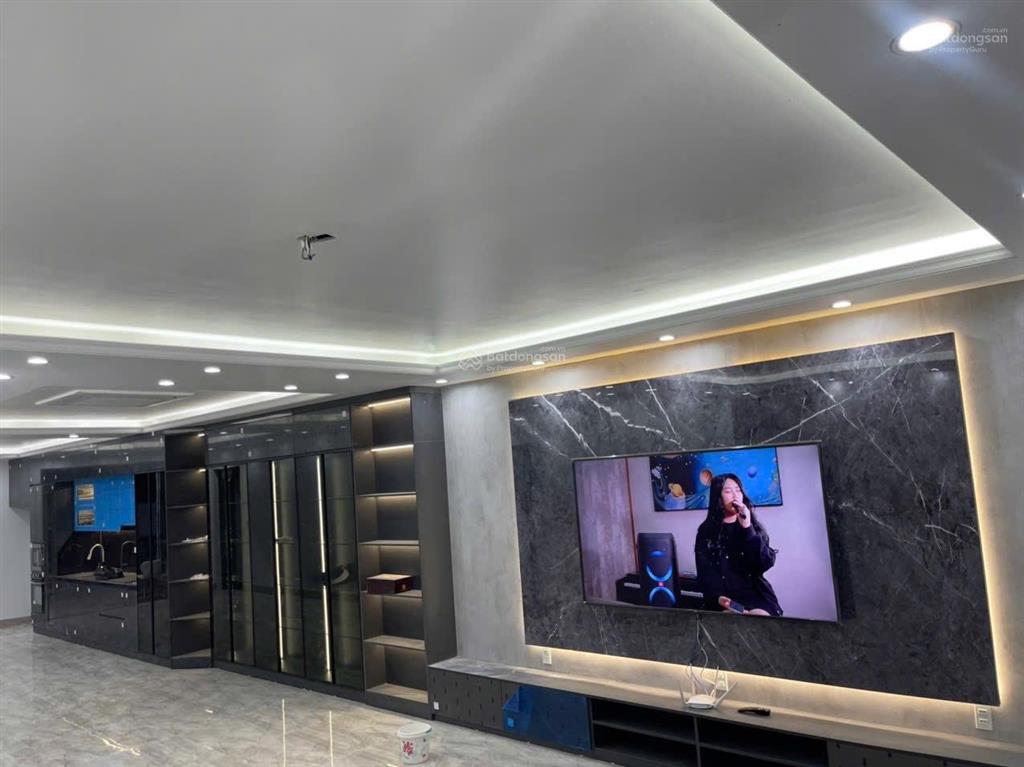 Bán cắt lỗ 2 tỷ căn shophouse mon bay mặt đường bao biển hạ long  đối diện bảo tàng quảng ninh