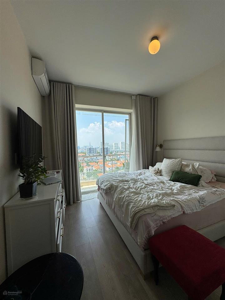 Hot! grand view a giá 11tỷ800, dt 118m2, nhà full nội thất đẹp. lainguyen 0903 892 ***