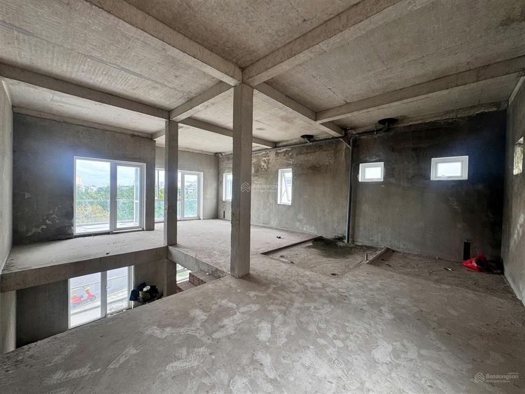 Nhà phố góc rio vista q.9 (tp. thủ đức)  view sông, vị trí vàng compound  giá chỉ 18 tỷ