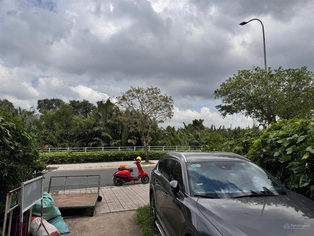 Nhà phố góc rio vista q.9 (tp. thủ đức)  view sông, vị trí vàng compound  giá chỉ 18 tỷ