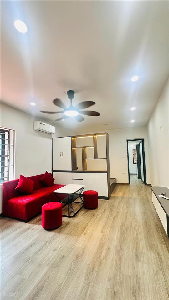 Bán nhà tập thể tầng 3 phố tôn đức thắng lô góc 2 mặt thoáng ở ngay giữa lòng đống đa