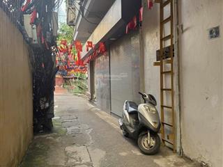 Bán nhà riêng đội cấn ba đình  sổ phân lô 26m2 4 tầng  180 triệu/m2