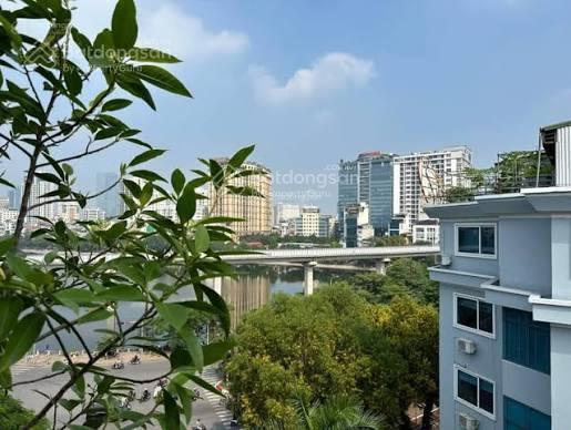 Bán nhà mặt phố võ văn dũng, đống đa, 45m x 3 tầng, mặt tiền 3.5m, giá 26 tỷ, sổ vuông đẹp