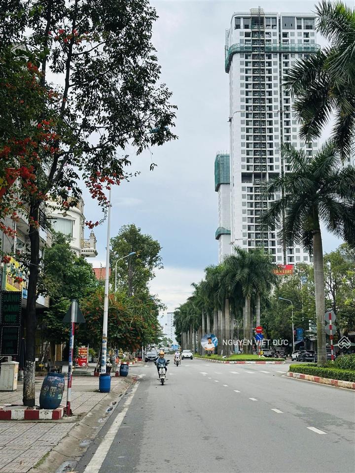 Bán đất 120m2 mặt tiền đường gs1 ngay gần chân chung cư  go dĩ an và vòng xoay quảng trường
