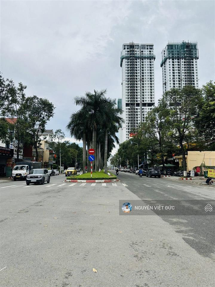 Bán đất 120m2 mặt tiền đường gs1 ngay gần chân chung cư go dĩ an và vòng xoay quảng trường