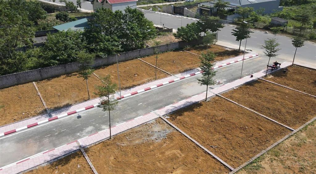 Chính chủ bán lô đất nền 100m2 phú cát, hoà lạc sẵn sổ đỏ 3.1 tỷ bao phí