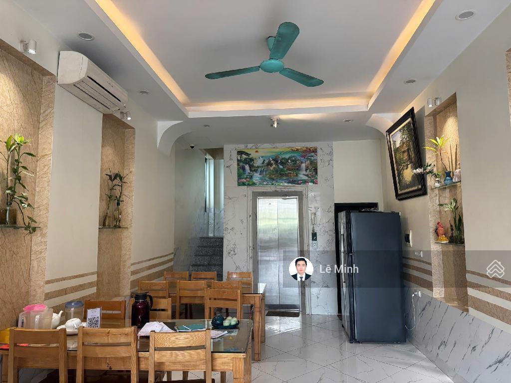 Mặt phố lê trọng tấn view park city vỉa hè đá bóng kinh doanh vip dt 120m2 tặng nhà chỉ 24.5 tỷ