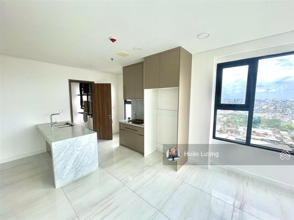 Căn góc 2pn 70m2 view triệu đô q1 tại kingdom 101 đường tô hiến thành q10 cần tìm chủ nhân mới!
